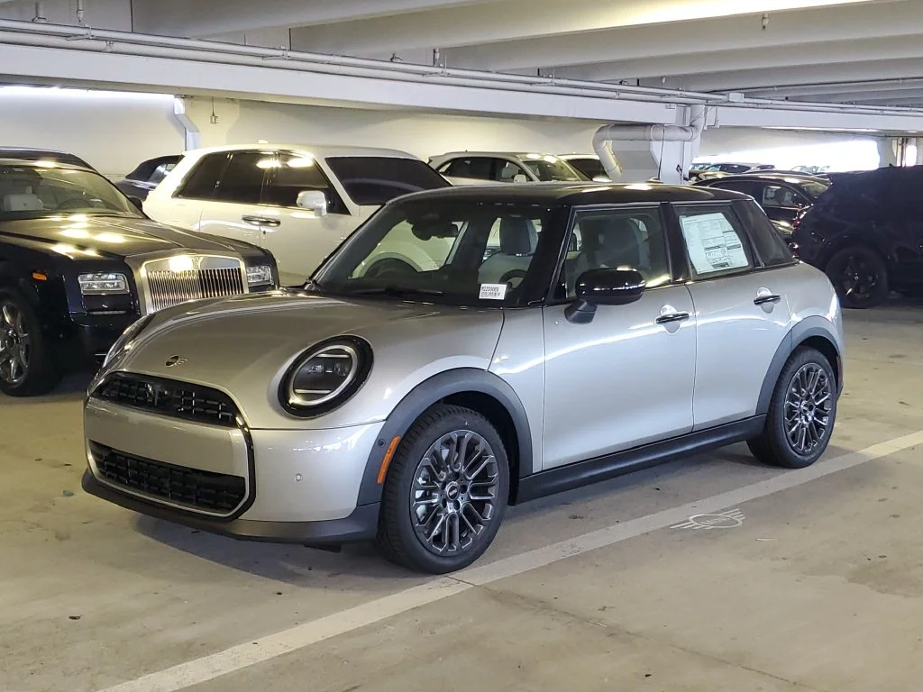 2027 MINI Hardtop 4 Door