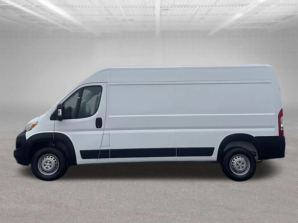 Used 2024 White Ram High Roof image 4