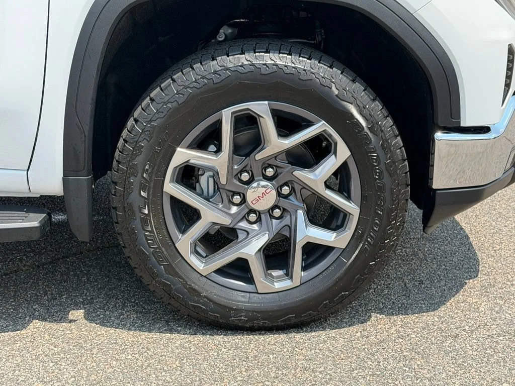 New 2026 Summit White GMC SLT image 24