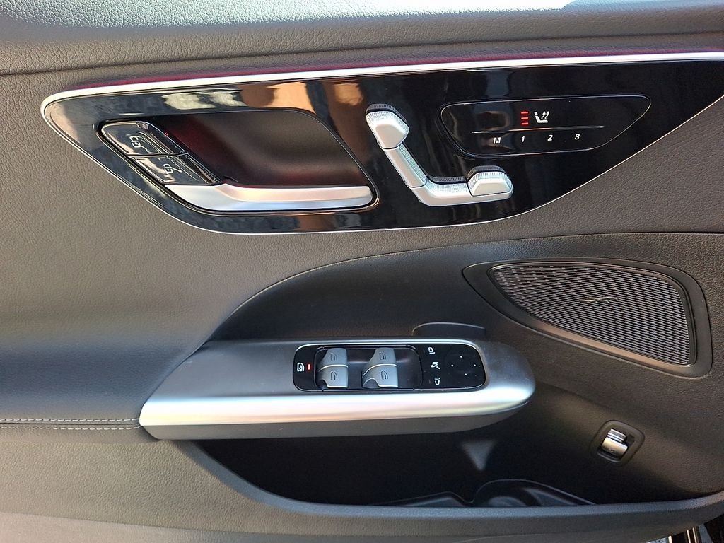 2025 Mercedes-Benz C-Class Sedan C 300 - Photo 12
