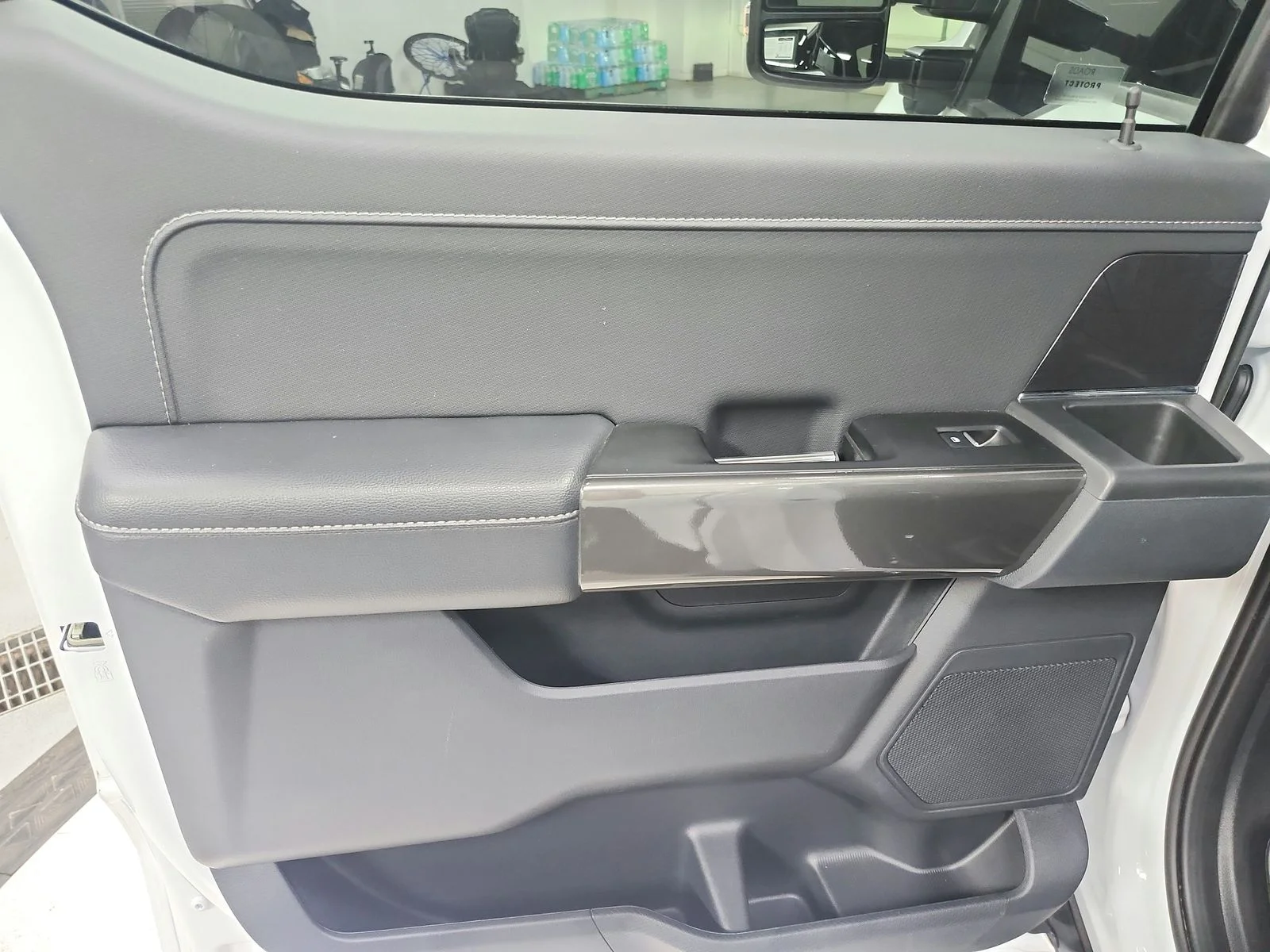 Used 2023 White Ford XLT image 42