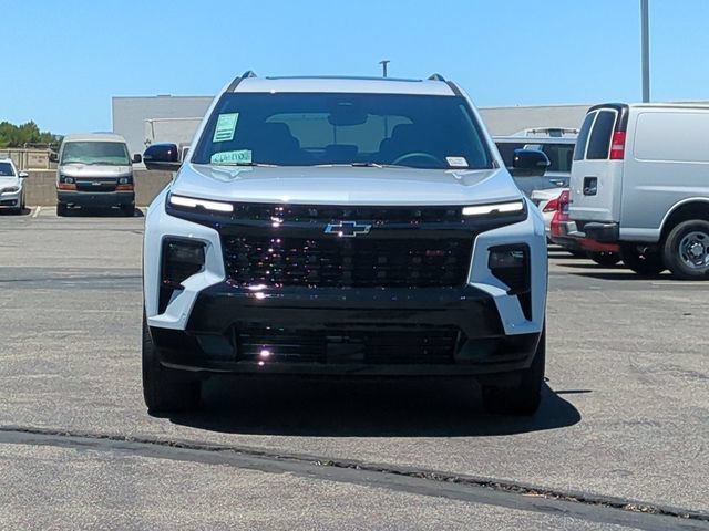 Used 2026 Polar White Tricoat Chevrolet RS image 3