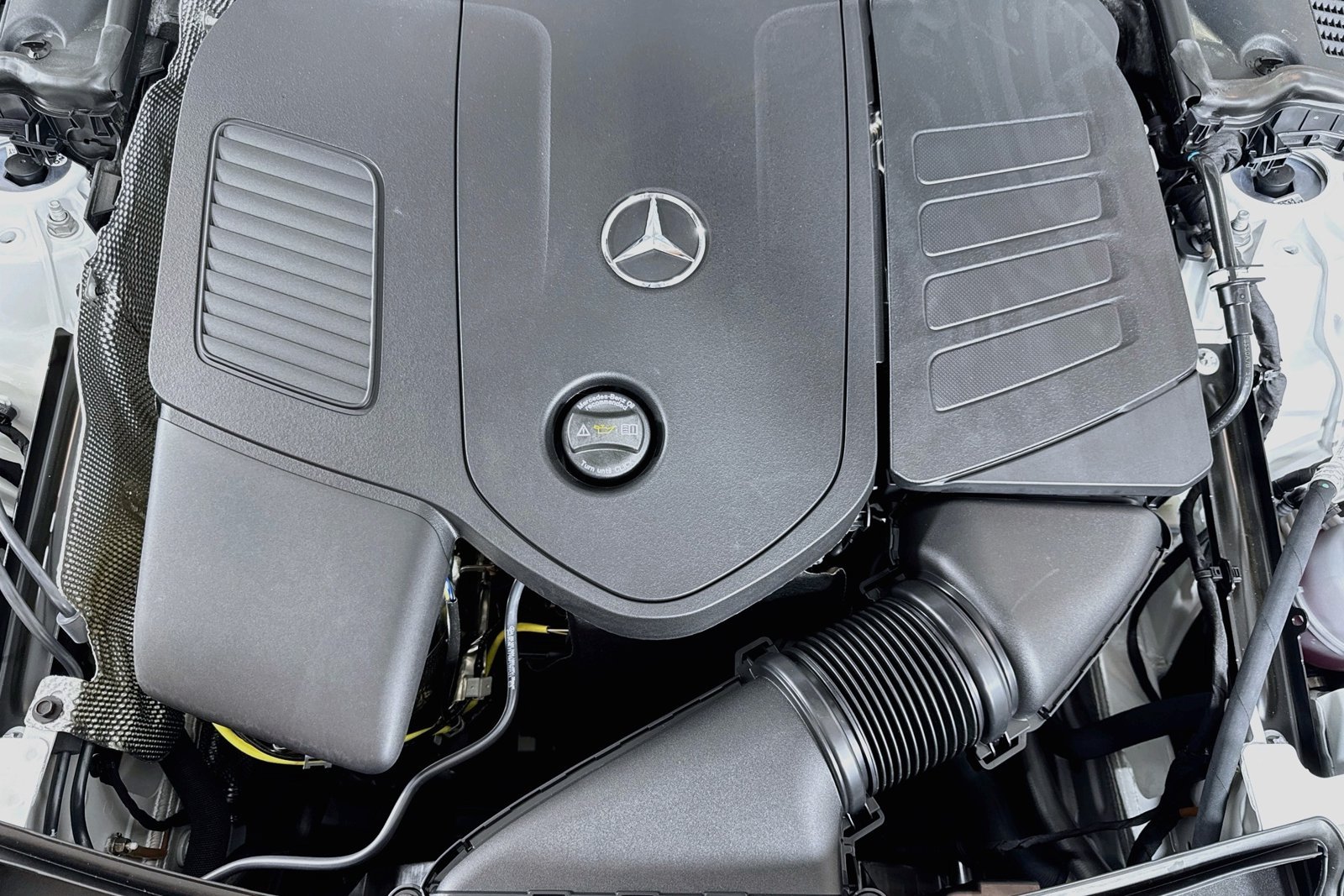 New 2026 Polar White Mercedes-Benz C 300 image 28