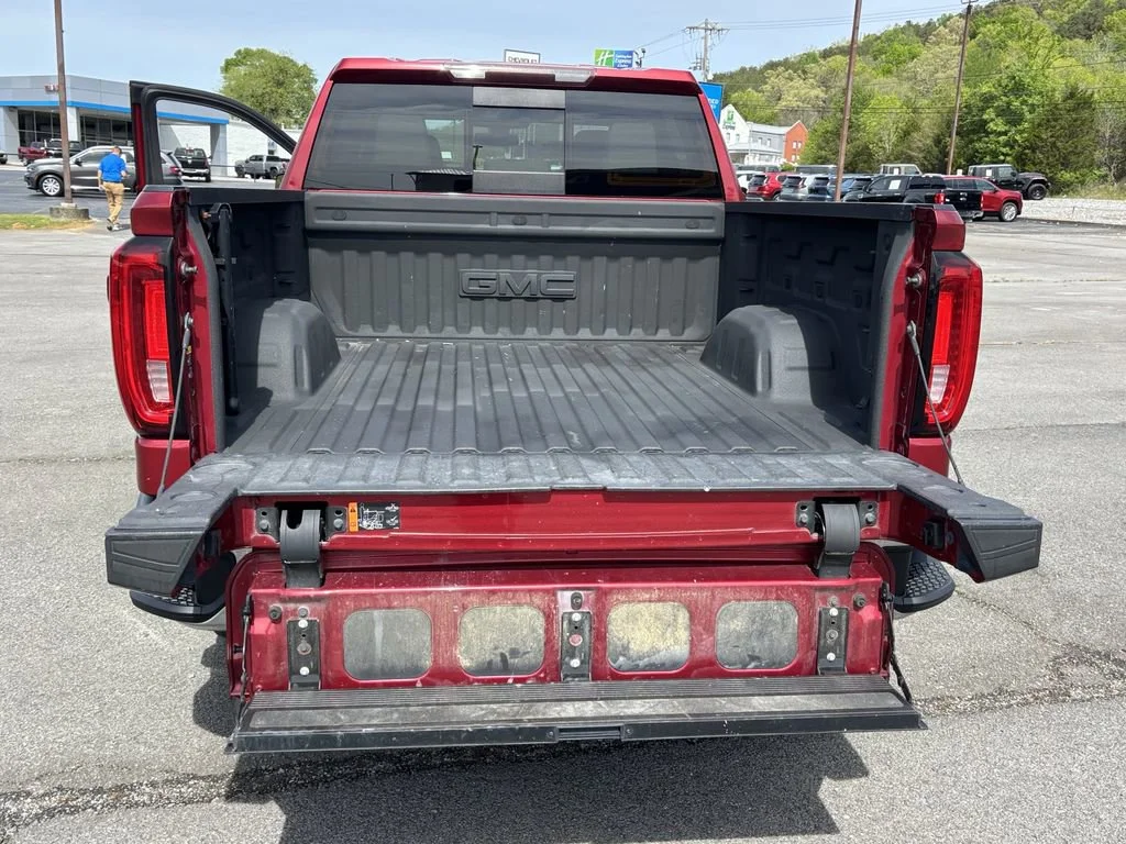 Used 2019 RED QUARTZ TINTCOAT GMC SLT image 20