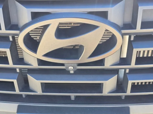Used 2025 Black Hyundai XRT image 3