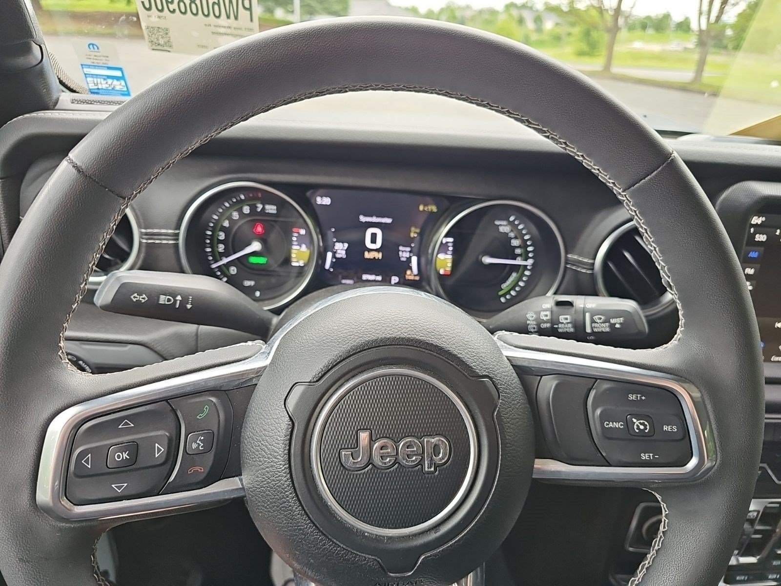 Certified Used 2023 Earl Clearcoat Jeep Sahara image 22