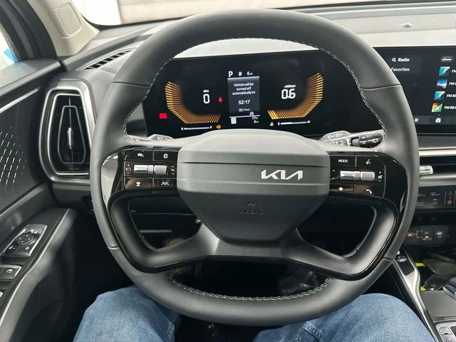 New 2026 Wolf Gray Kia S image 12