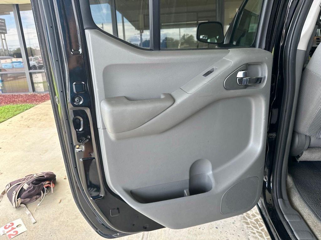 Used 2012 Black Nissan SV image 18