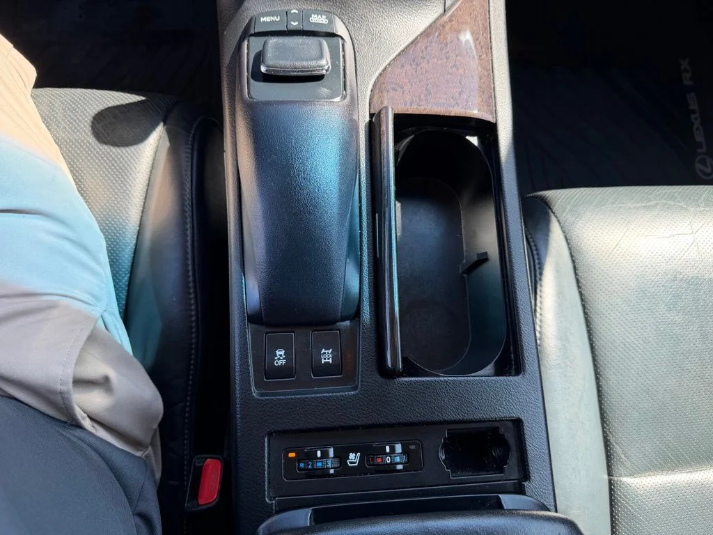 Used 2015 Black Lexus 350 image 22