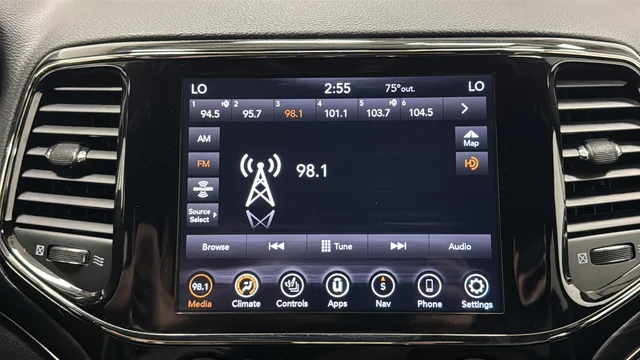 Used 2020 Bright White Clearcoat Jeep Limited X image 29