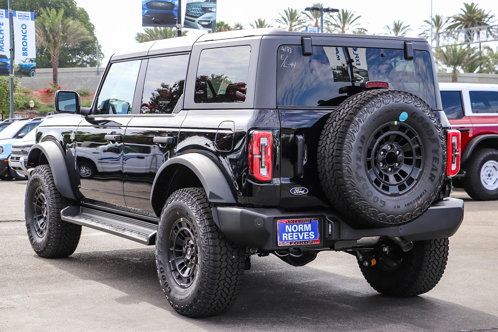 New 2026 Shadow Black Ford Outer Banks® image 8