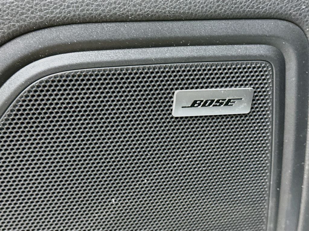 Used 2025  Porsche  image 20