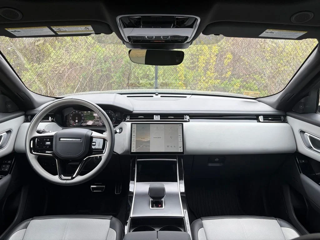 Certified Used 2026 Blue Land Rover Dynamic SE image 18
