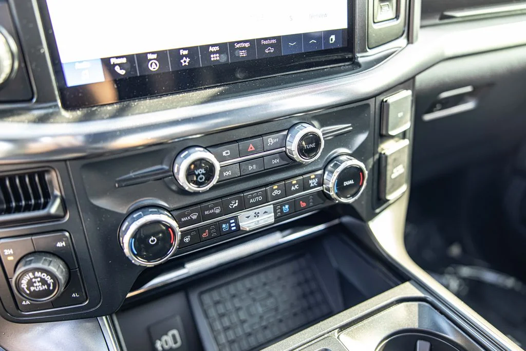 Used 2026 Blue Ford Lariat image 26