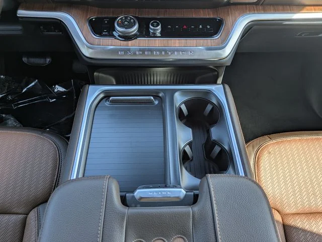 New 2027 Agate Black Metallic Ford MAX King Ranch® image 19