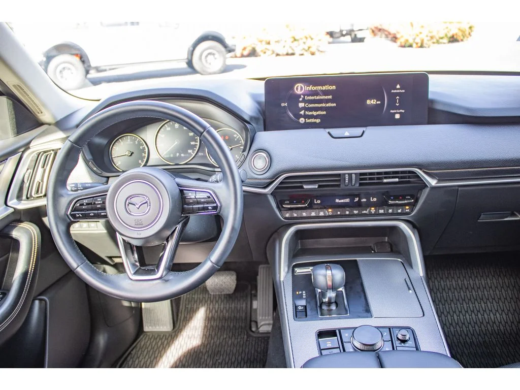 Used 2026 Machine Gray Metallic Mazda Preferred image 27