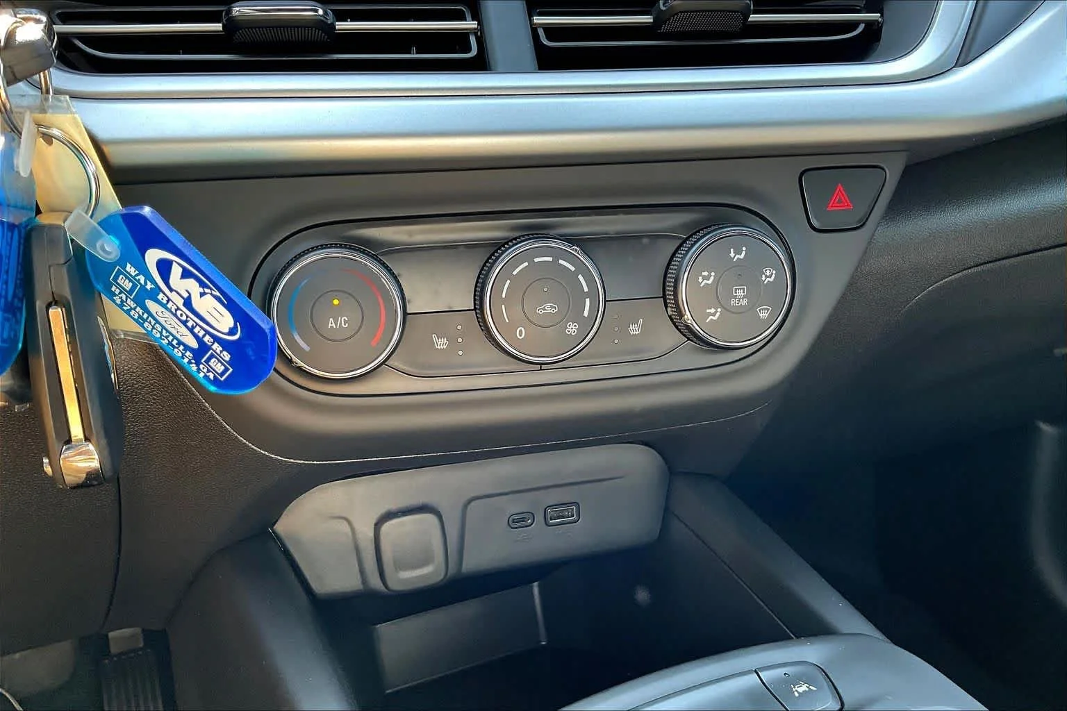 Used 2025 Sterling Gray Metallic Chevrolet 1RS image 32