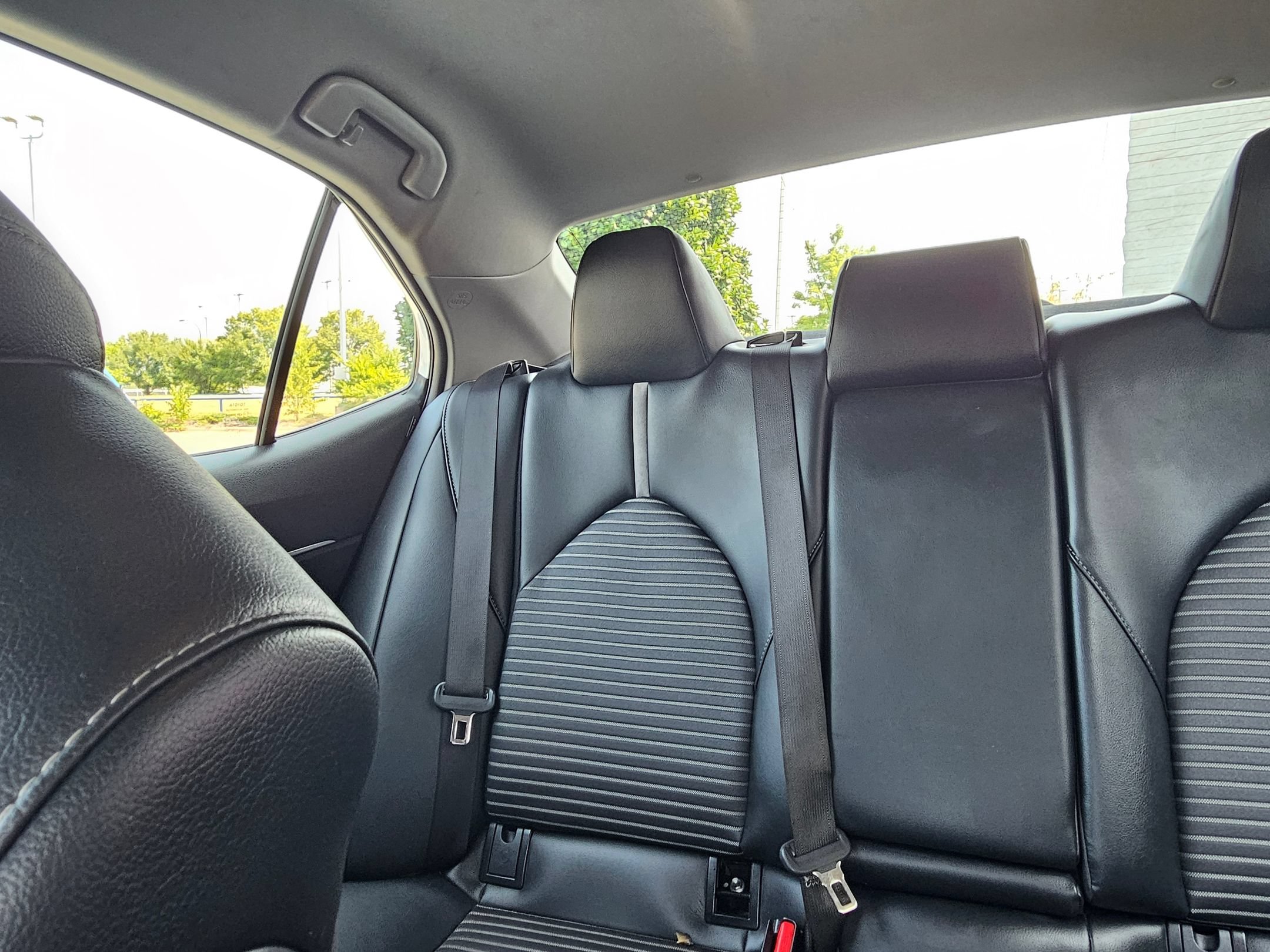 Used 2024 Ice Cap Toyota SE image 23