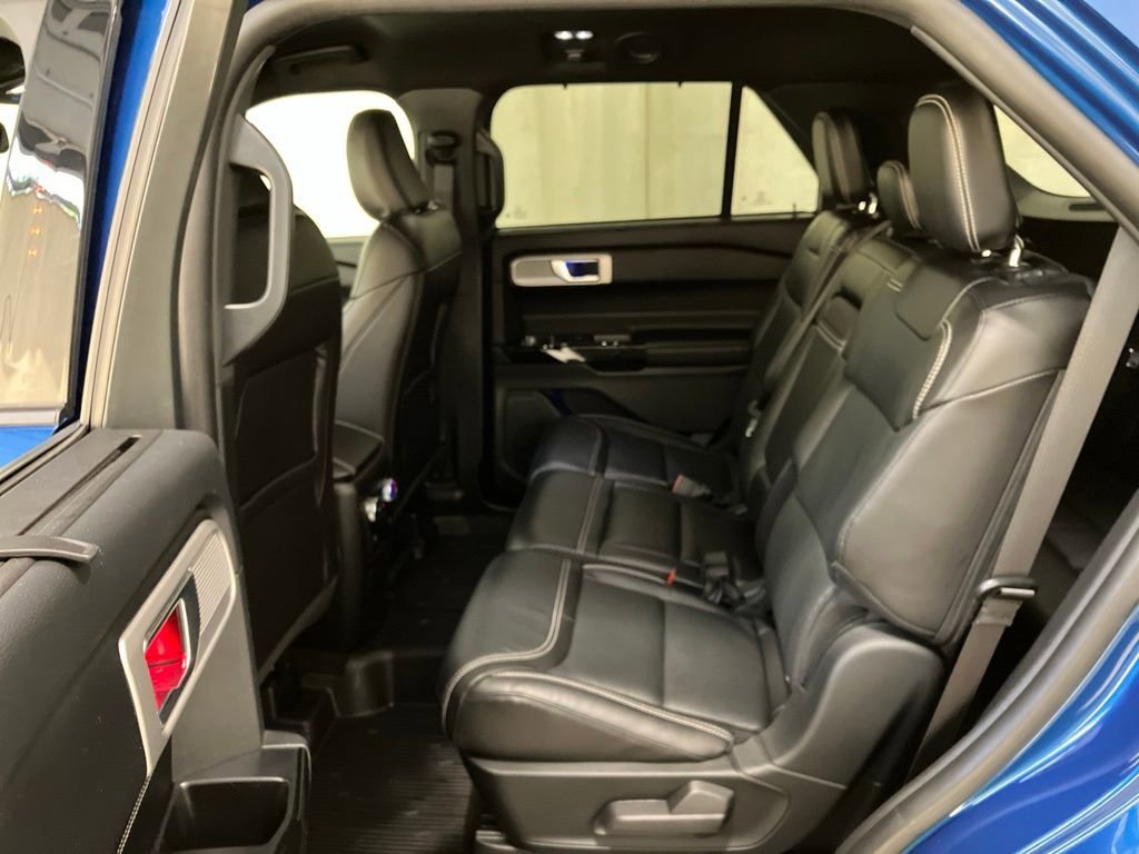 Used 2022 Blue Ford ST image 12