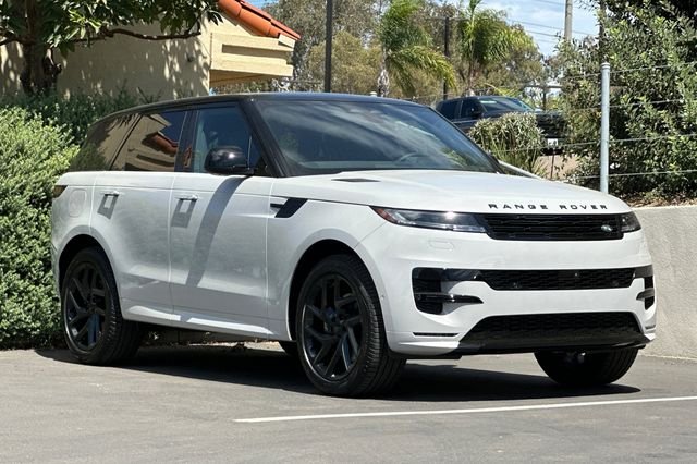 New 2026 Borasco Grey Land Rover Dynamic SE image 7