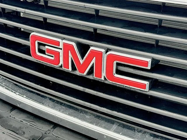 New 2025 Summit White GMC 2WT image 54