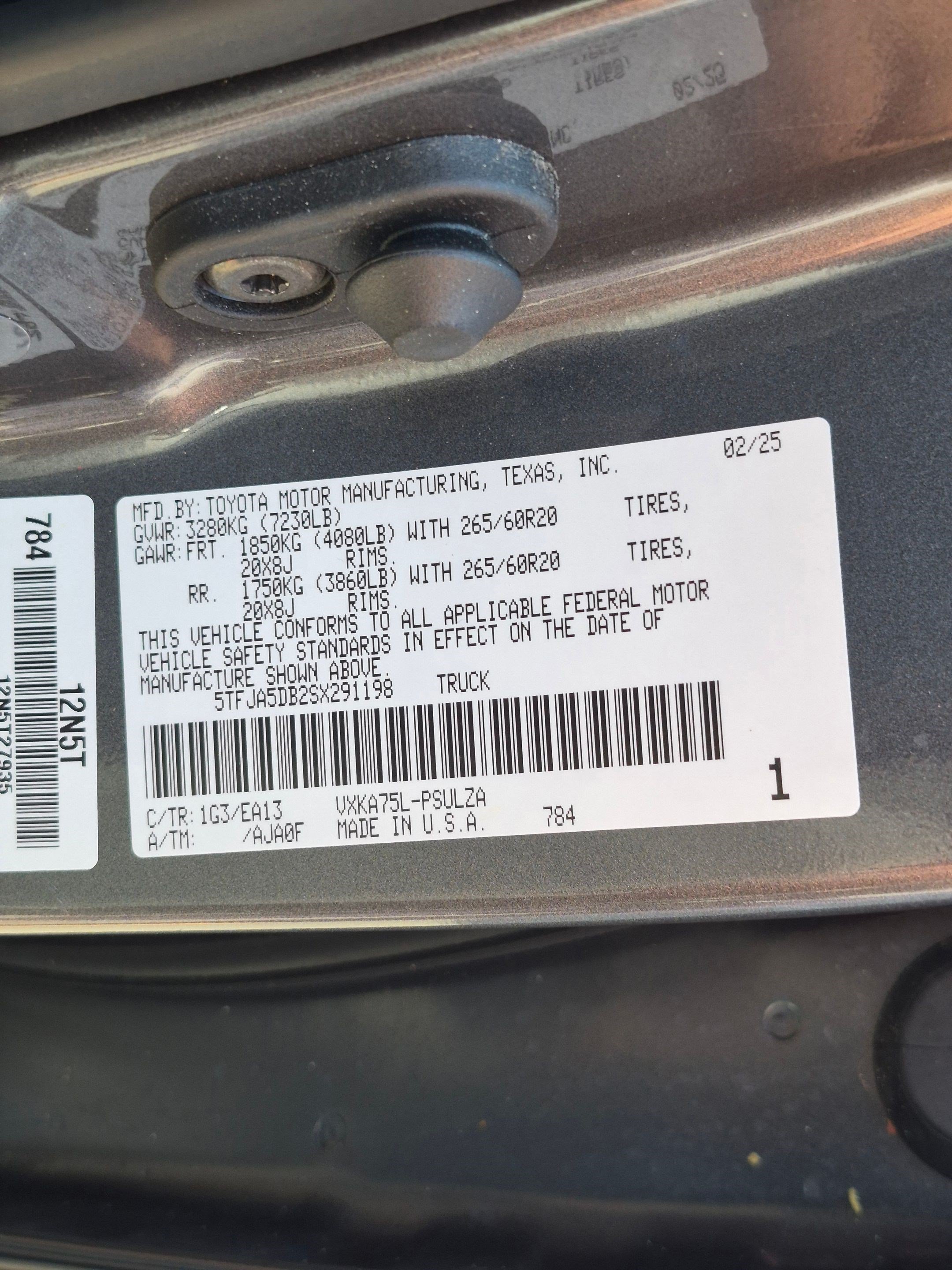 Used 2025 Magnetic Gray Metallic Toyota Limited image 32