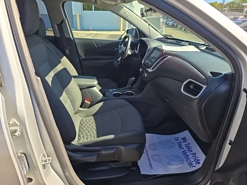 Used 2021 Silver Chevrolet LT image 33
