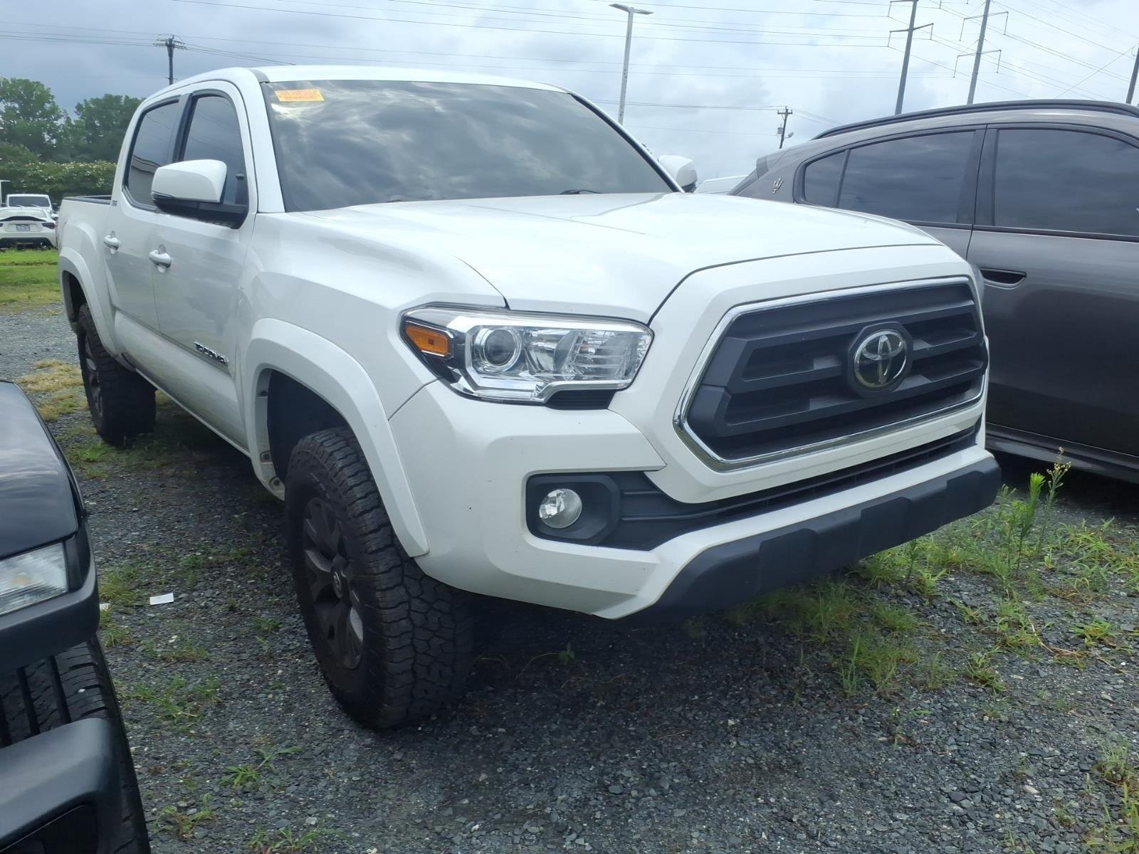 Used 2023 Ice Cap Toyota SR5 image 5
