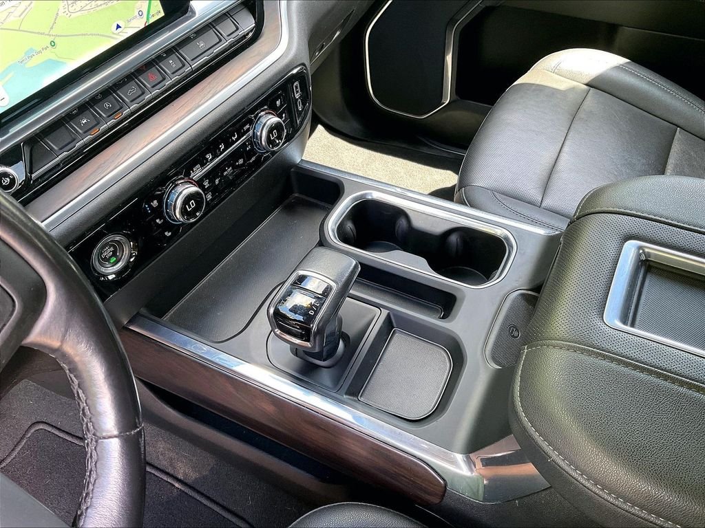 Used 2022 Silver GMC SLT image 18