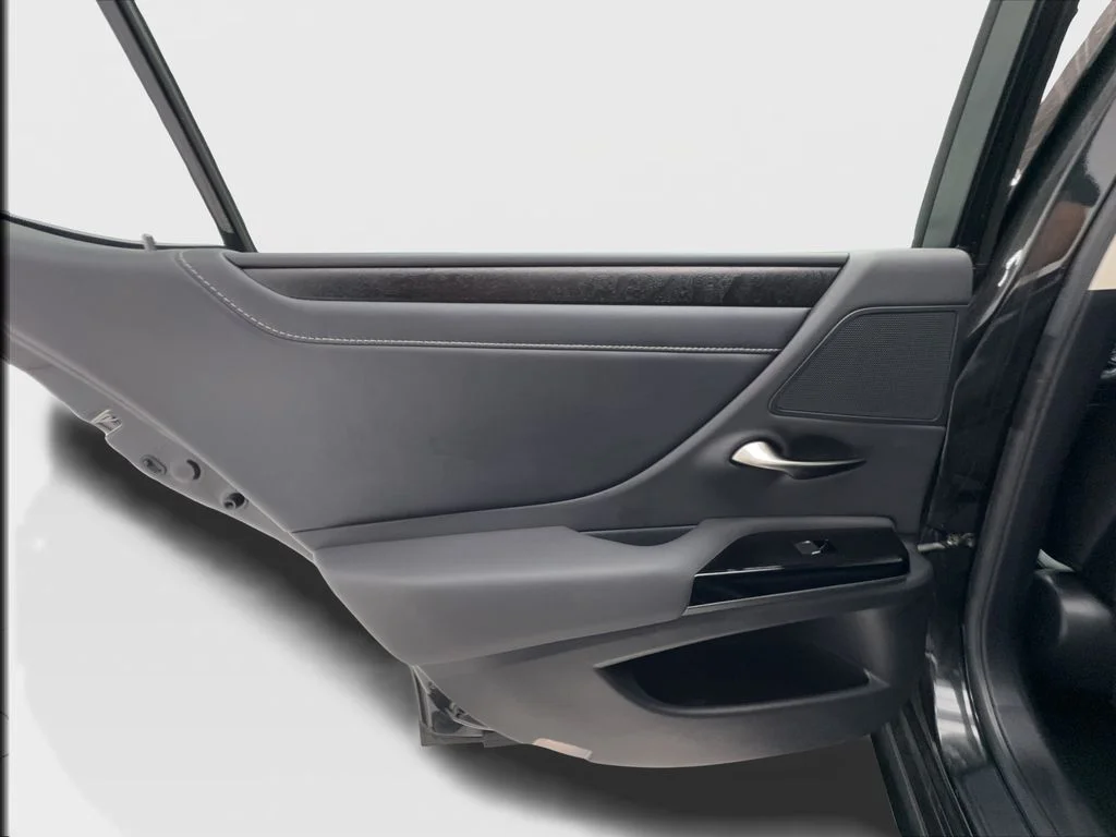 Used 2023 Black Lexus 350 image 27