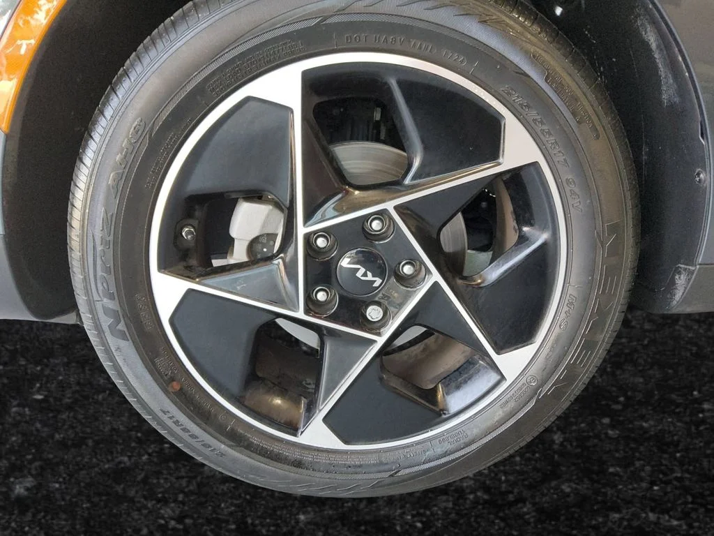 Certified Used 2025 Gray Kia EX image 27