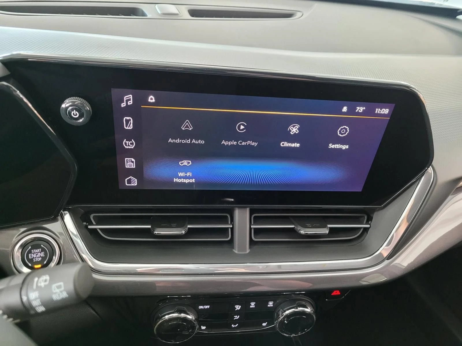 2026 Chevrolet Trax Activ - Photo 18
