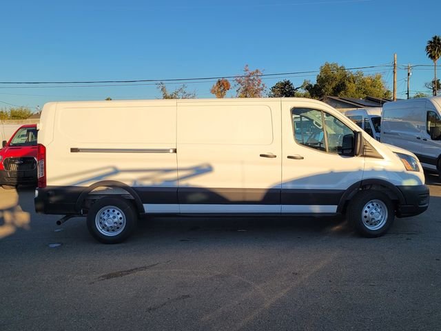 New 2025 Oxford White Ford Cargo Van image 4