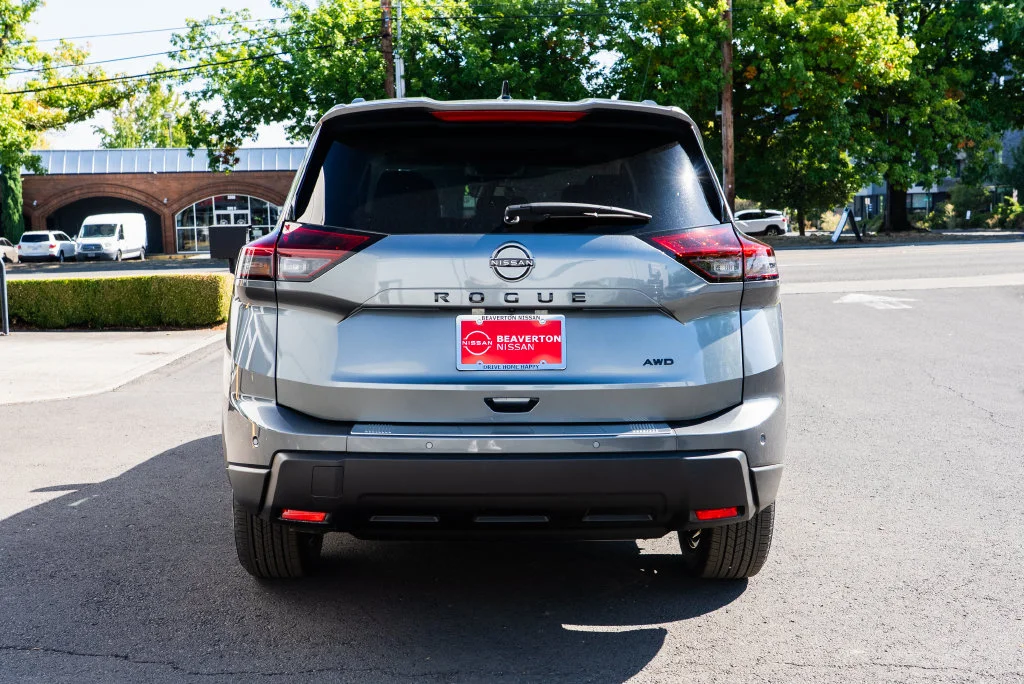 New 2026 Gray Nissan Dark Armor image 5
