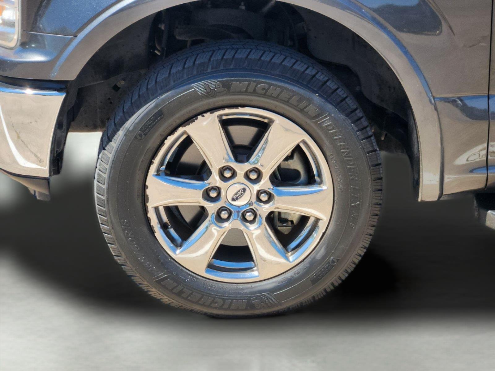 Used 2020 Magnetic FORD Lariat image 9