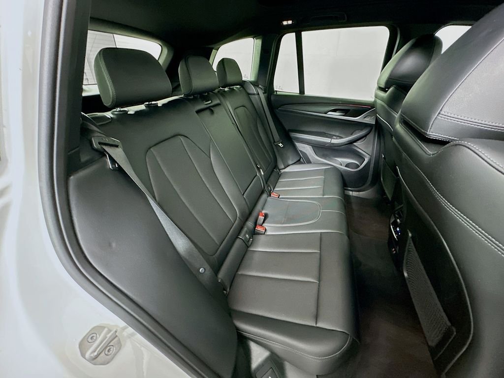 Used 2024 Mineral White Metallic BMW sDrive30i image 28