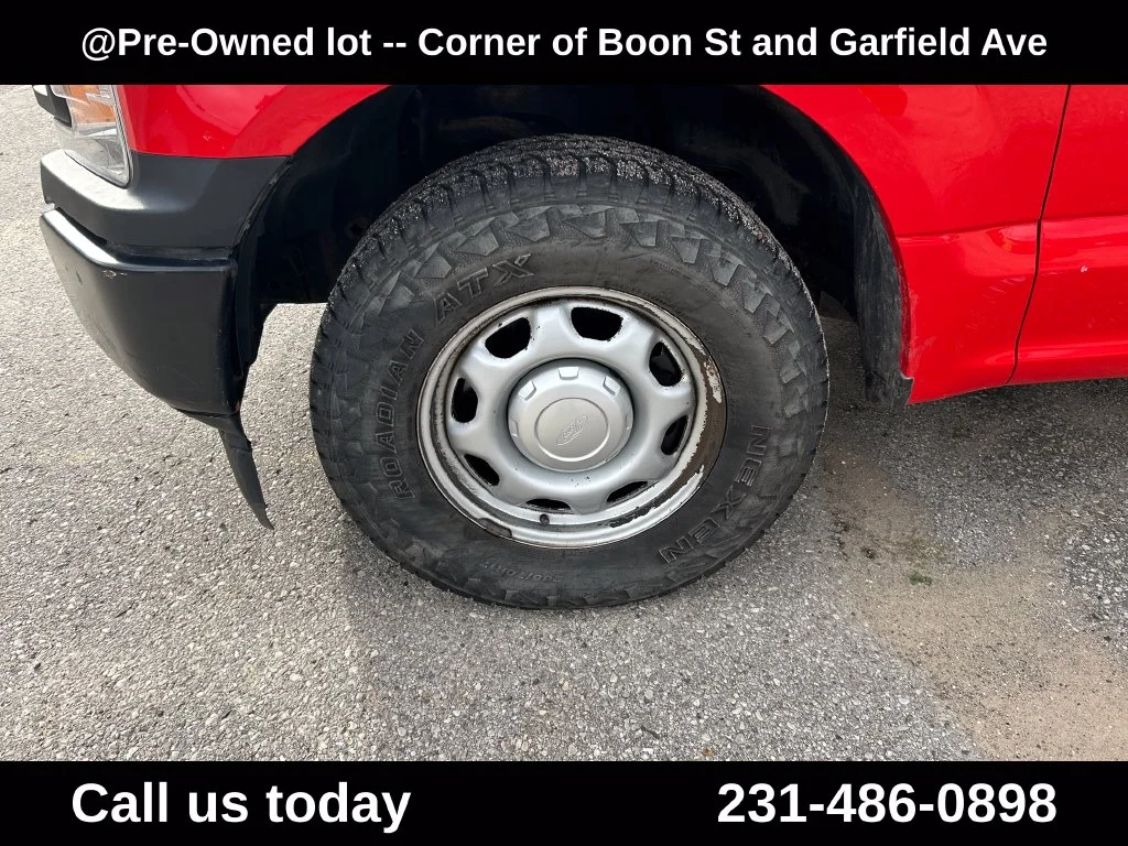 Used 2019 Red Ford XL image 19