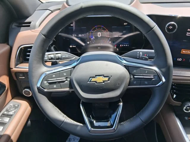 New 2026 Polar White Tricoat Chevrolet High Country image 12