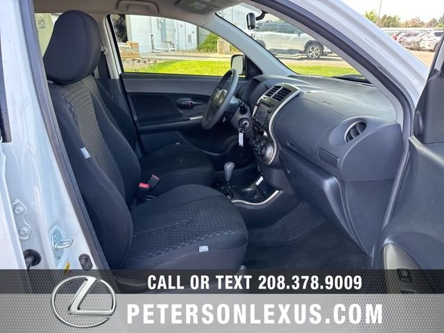 Used 2014 White Scion Base image 13