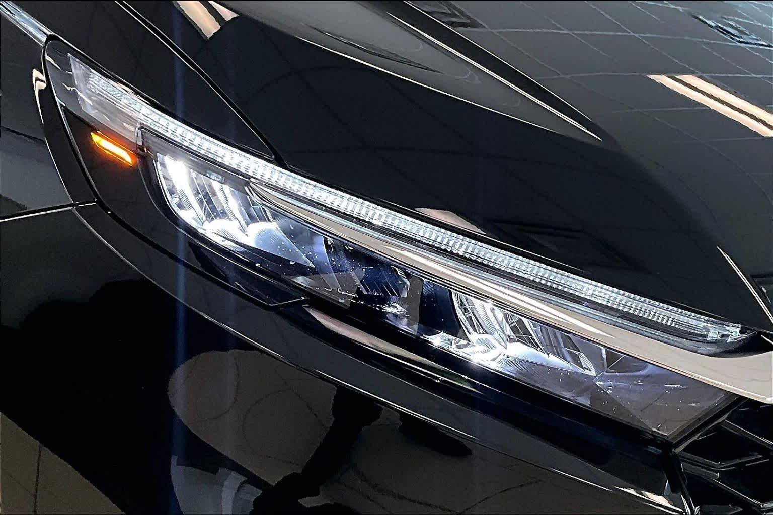 Used 2026 Crystal Black Pearl Honda EX image 25