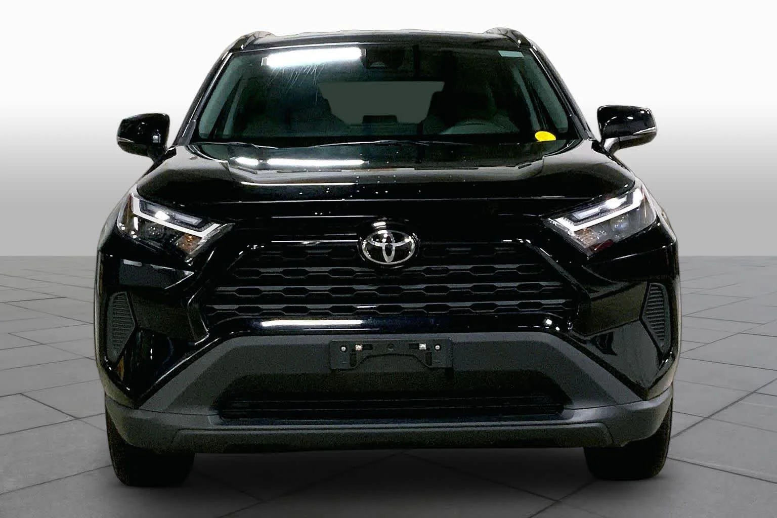 Used 2025 Midnight Black Metallic Toyota Hybrid XLE image 4