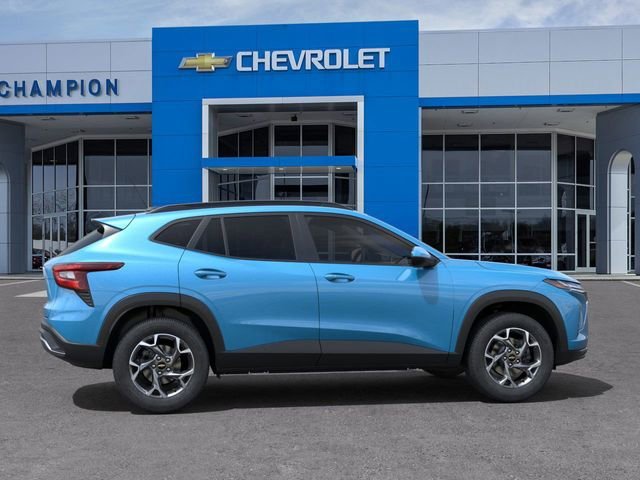 2025 Chevrolet Trax LT - Photo 12
