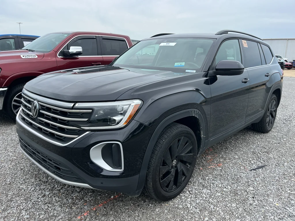 2024 Volkswagen Atlas 2.0T SE w/Tech 4MOTION's photo