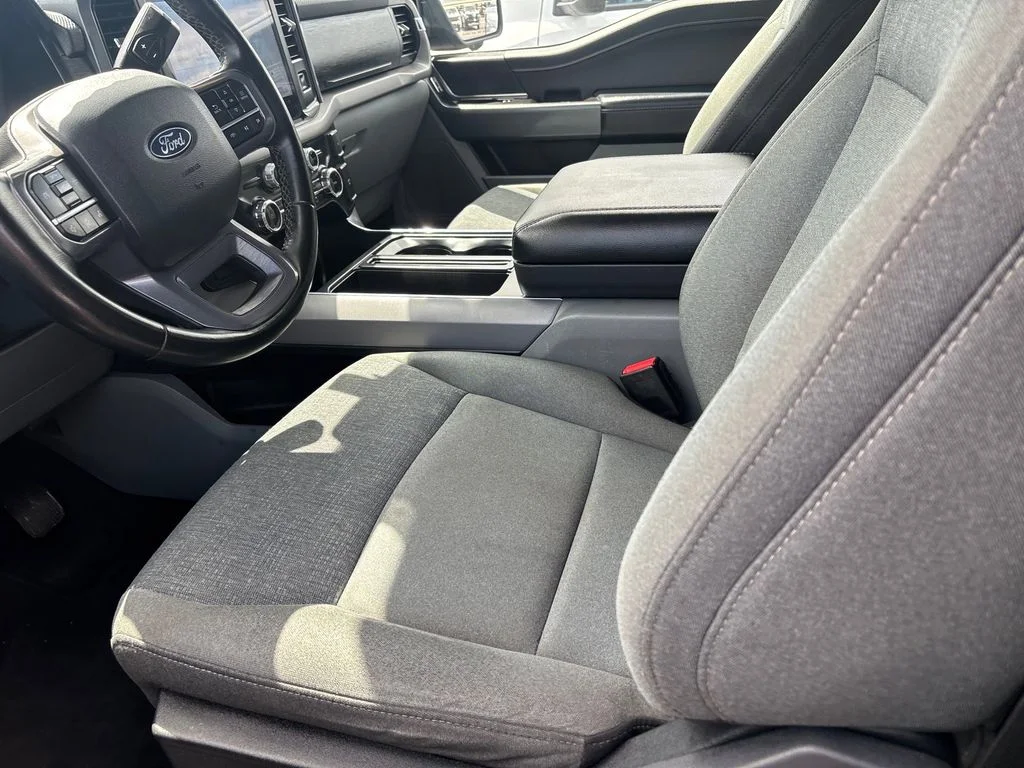 Used 2024 Black Ford XLT image 8