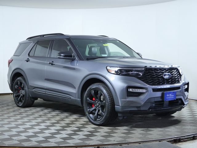 2023 Ford Explorer ST 4WD's photo