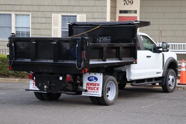 New 2026 Oxford White Ford F-550® XL image 5