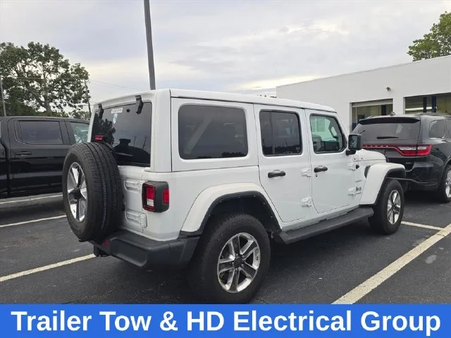 Used 2022 White Jeep Unlimited Sahara image 7
