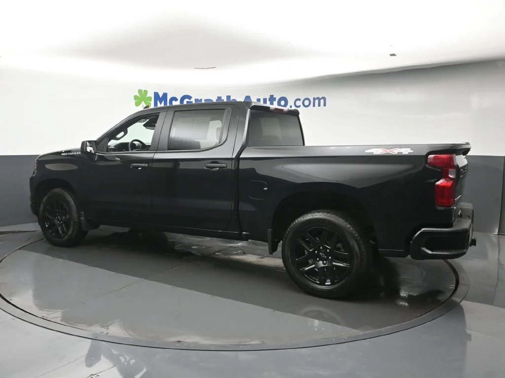 Used 2024 Black Chevrolet Custom image 24