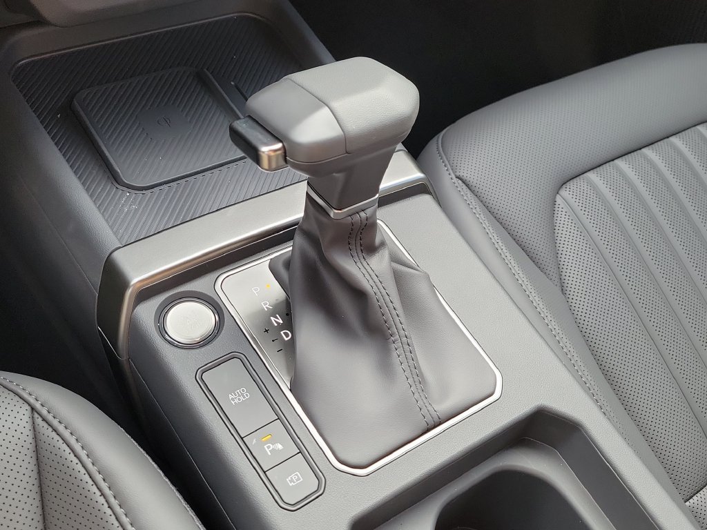 New 2027 Pale Gray Kia X-Line SX image 34