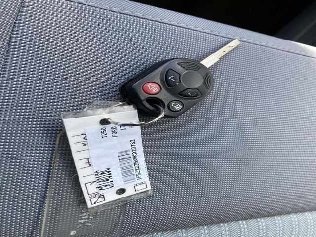 Used 2017 White Ford XLT image 33